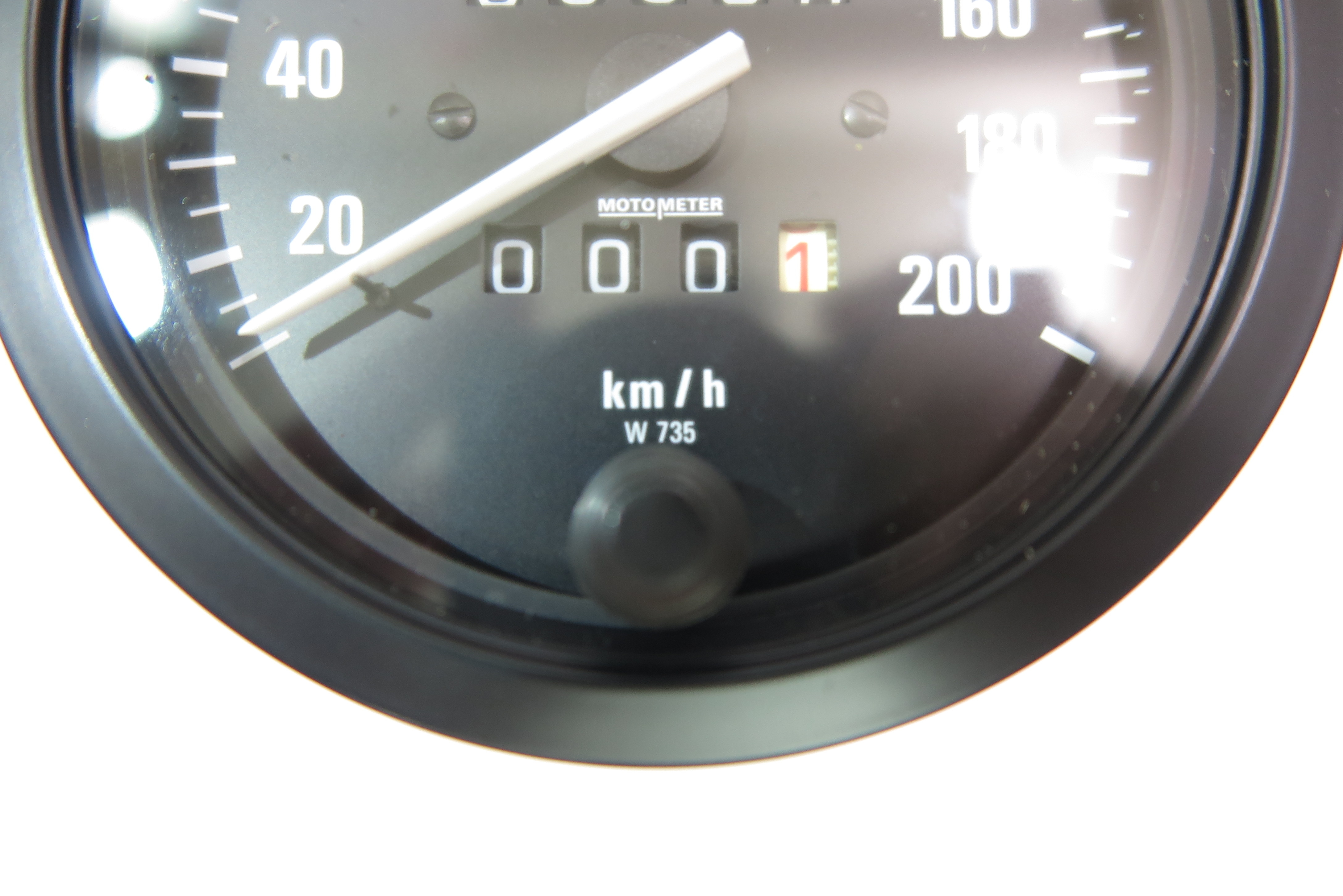 Déflecteur sous le boîtier du compteur de vitesse, BMW R45/65 R80ST